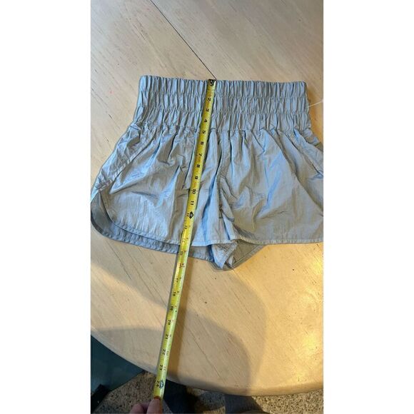 Free People Movement Silver Shorts Womens Size L - Picture 4 of 12